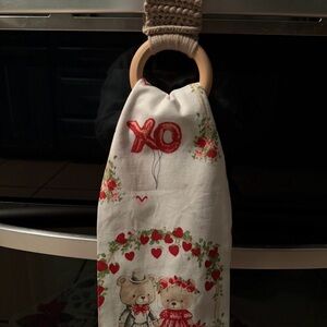 Crochet oven towel holder